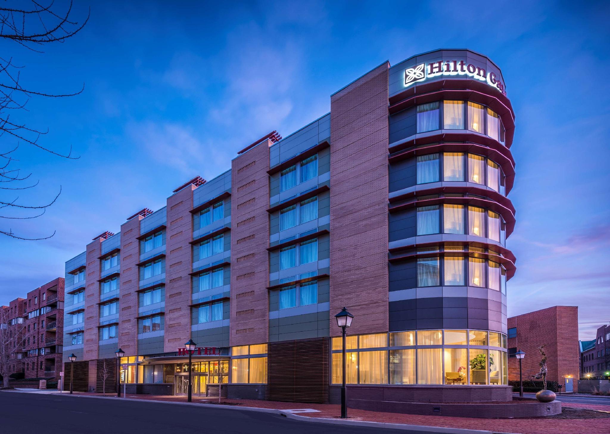 Hilton Garden Inn Alexandria Old Town National Harbor Екстер'єр фото