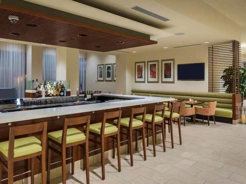 Hilton Garden Inn Alexandria Old Town National Harbor Екстер'єр фото