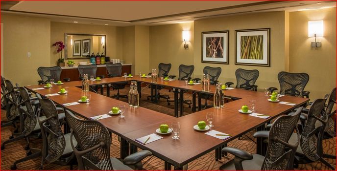 Hilton Garden Inn Alexandria Old Town National Harbor Екстер'єр фото